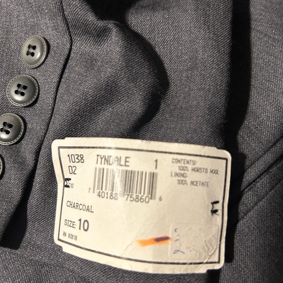 Austin Reed gray wool blazer , lined & button front size 10 NWT - Picture 6 of 6